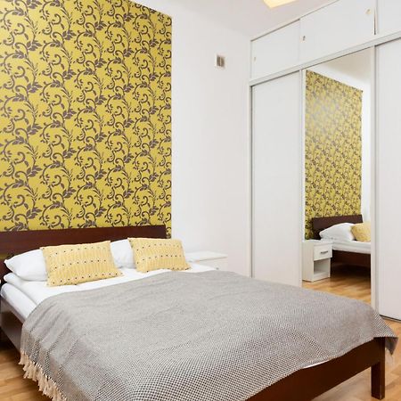 Warsaw New Town Apartment By Noclegi Renters Exteriör bild