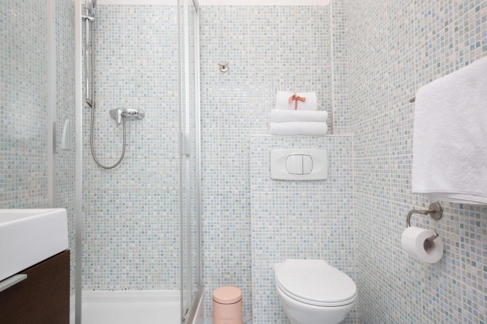 Warsaw New Town Apartment By Noclegi Renters Exteriör bild